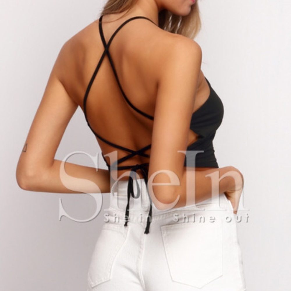 Backless crop top